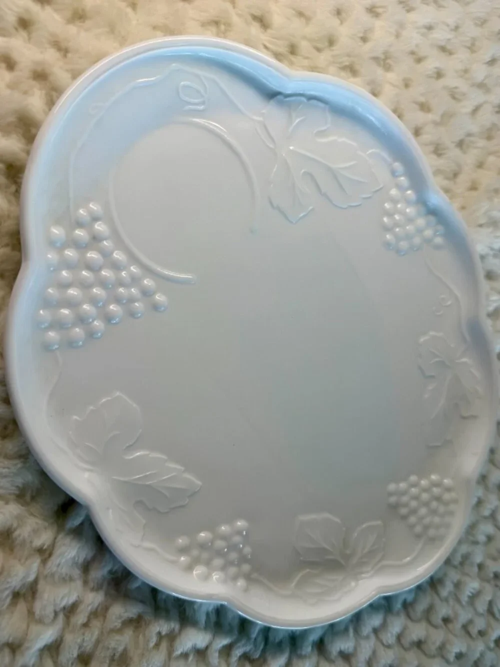 Vintage Milk Glass Harvest Grape Snack Plate